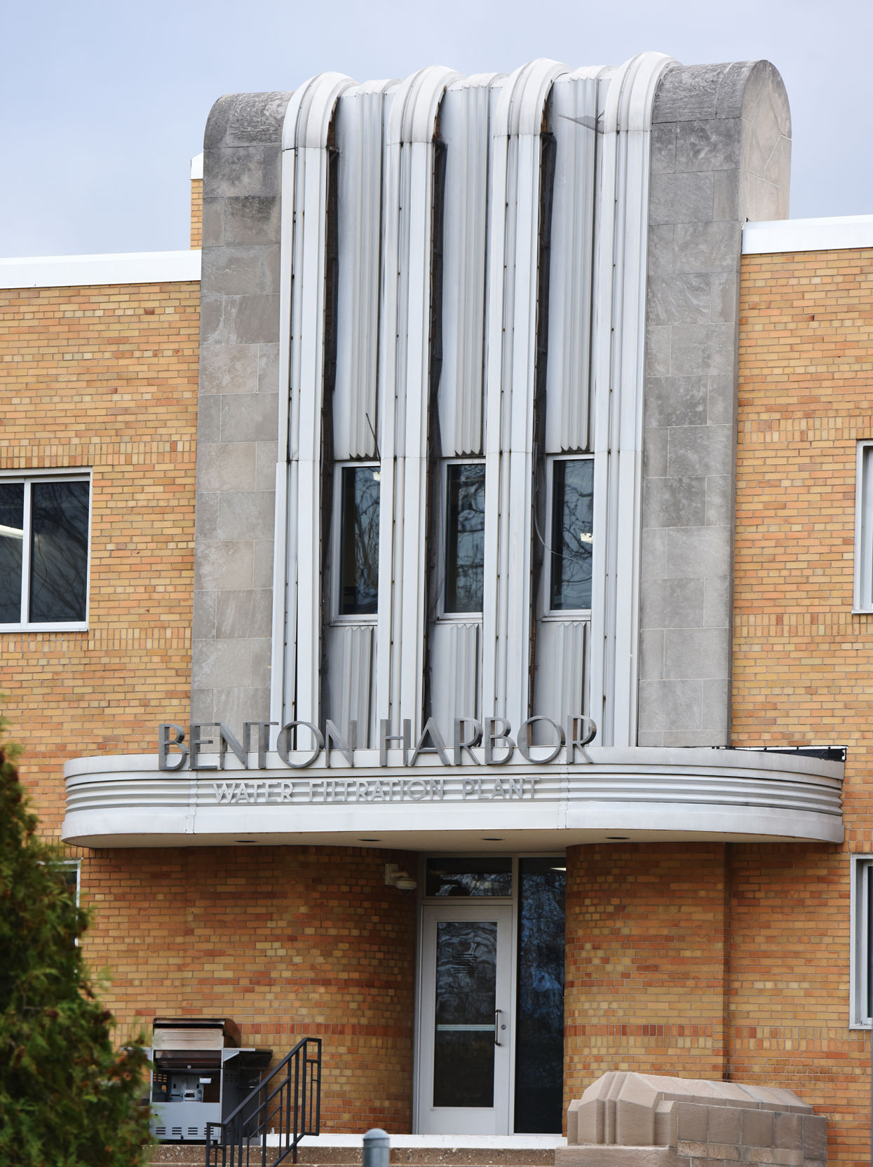 211119-HP-bh-water-plant3-photo.jpg
